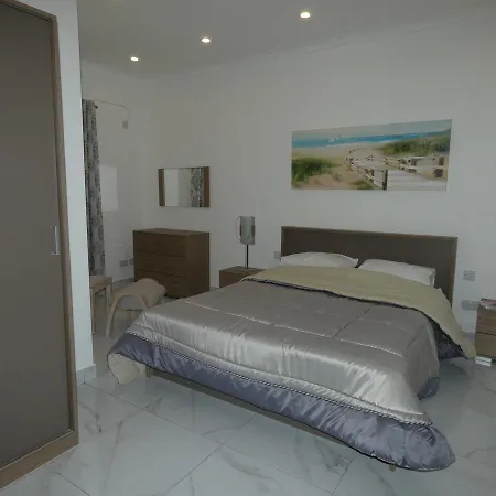 Luxury Seaview Penthouse With Free Airport Arrival Transfer
