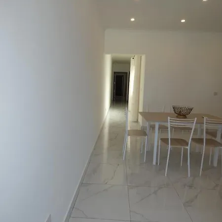 Luxury Seaview Penthouse With Free Airport Arrival Transfer *