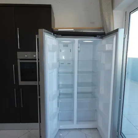 Luxury Seaview Penthouse With Free Airport Arrival Transfer Appartement