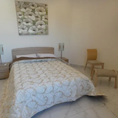 Luxury Seaview Penthouse With Free Airport Arrival Transfer
